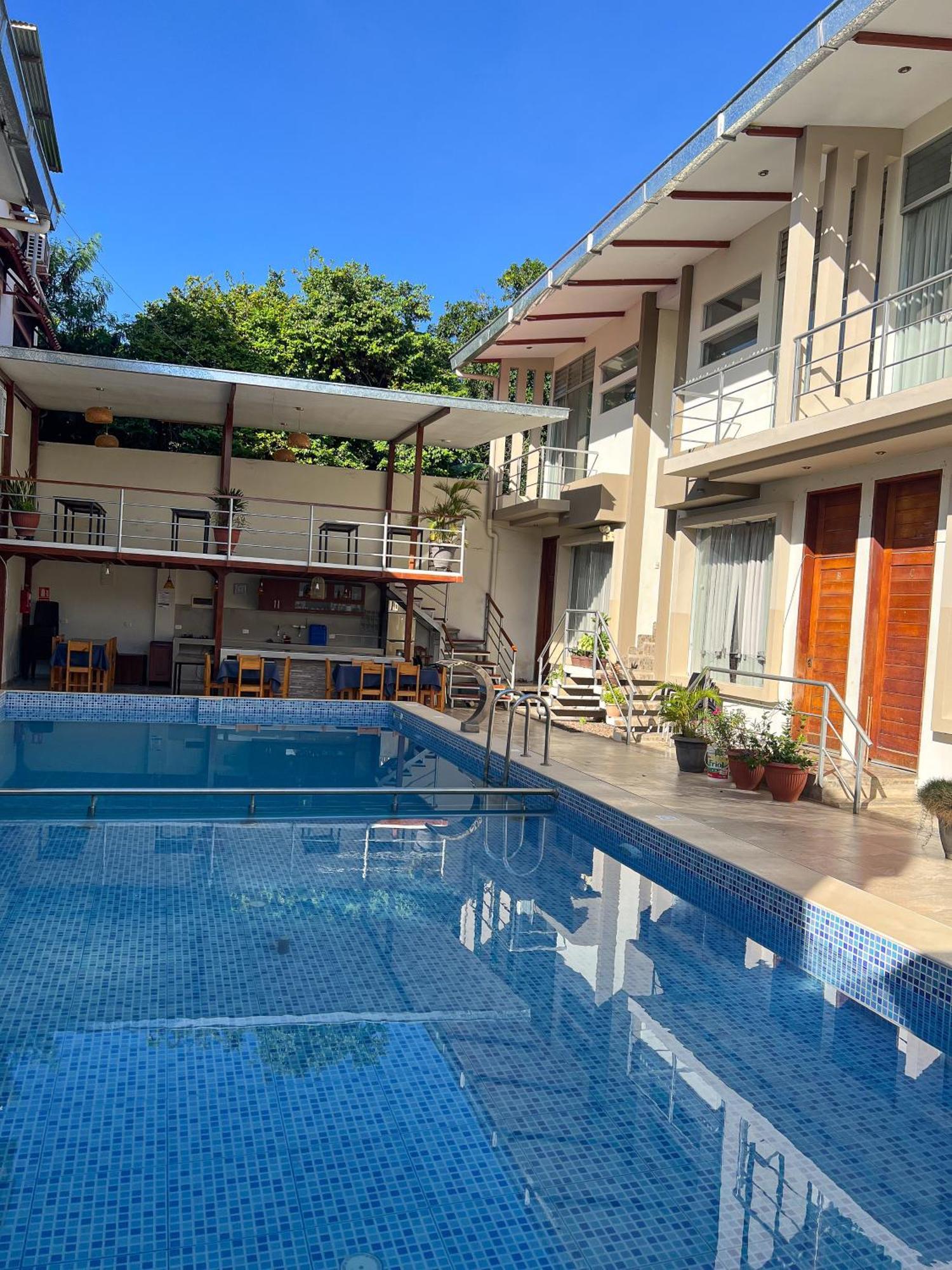 Hotel Residencial Marina House à Tarapoto Extérieur photo